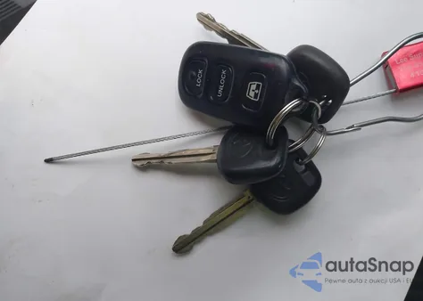 2004 Toyota Sequoia Sr5 from USA, damaged, VIN 5TDBT44A04S220901